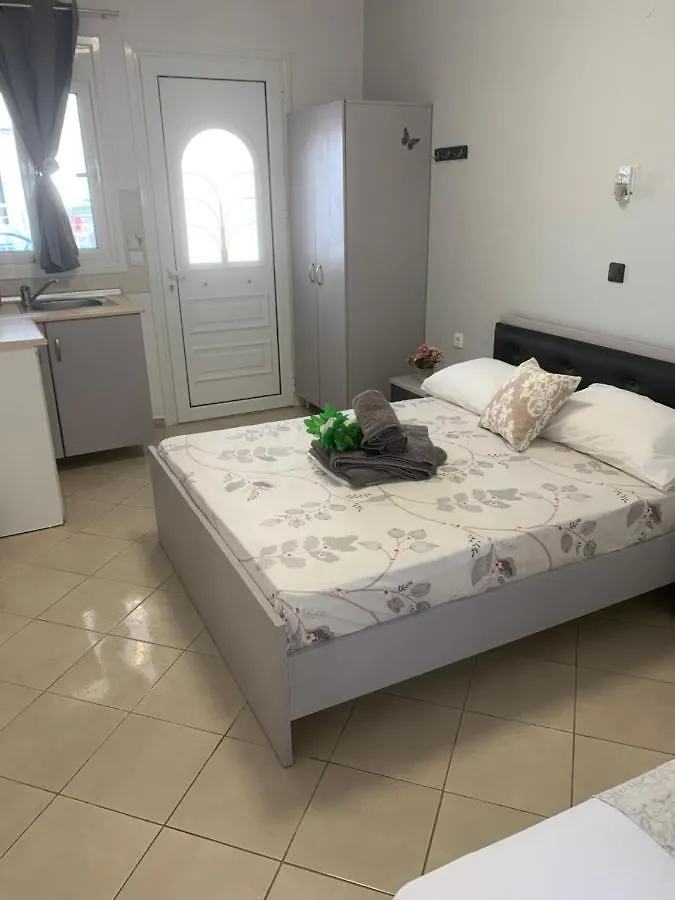 Petros House Aparthotel Sarti