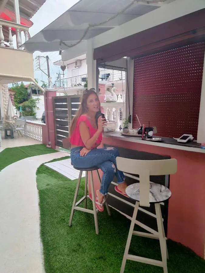 Petros House Aparthotel Sarti