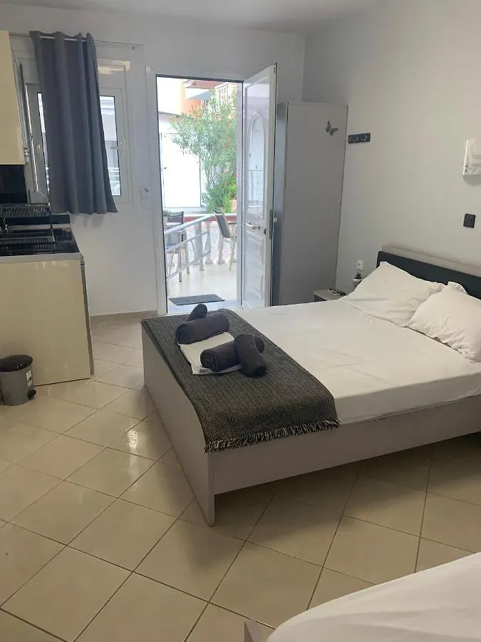 Petros House Aparthotel Sarti