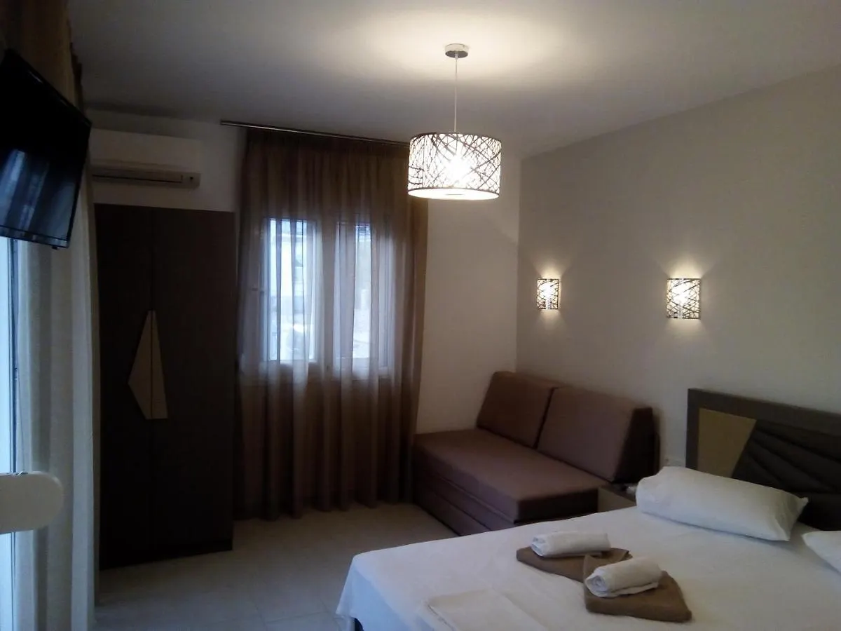 Petros House Aparthotel Sarti