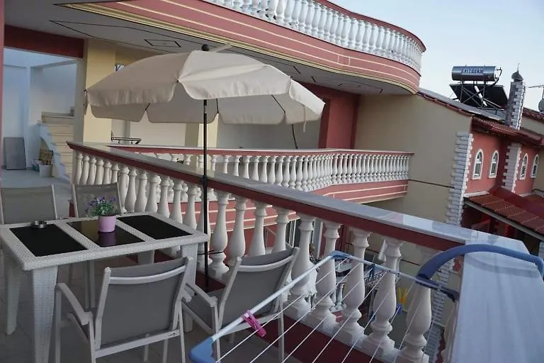 Petros House Aparthotel Sarti
