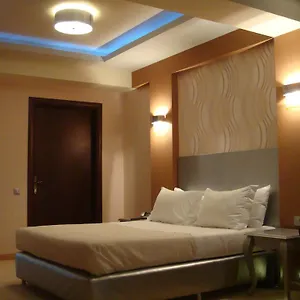 https://odyssey-hotel-agia-efimia.kefaloniahotels.net